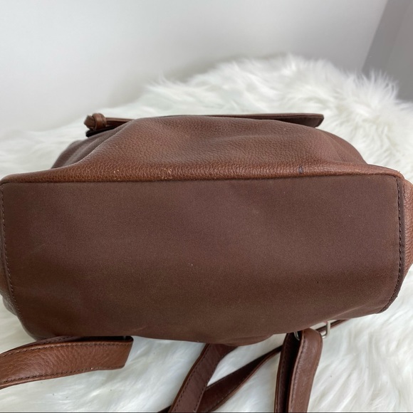 Reaction by Kenneth Cole Leather Backpack - Picture 4 of 9